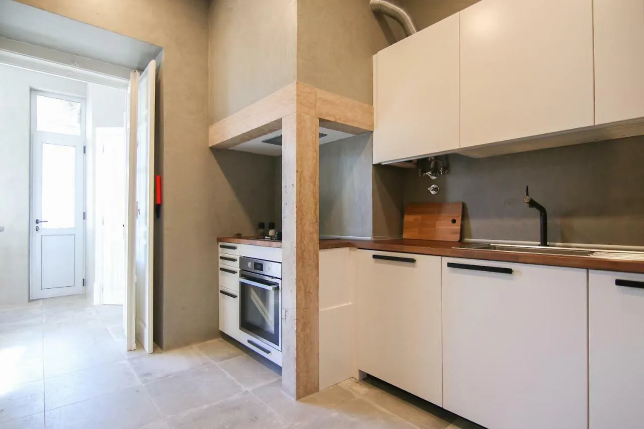 Amazing Apartment Fully Renovated In Center Lisbona 0*,